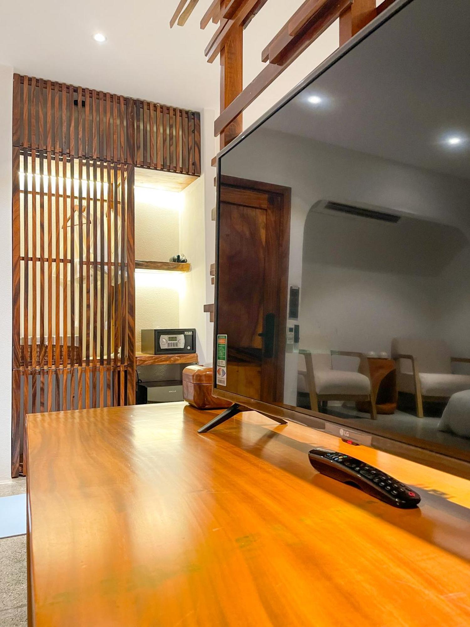 La Grotta Hotel - Phu Quoc Emerald Bay エクステリア 写真